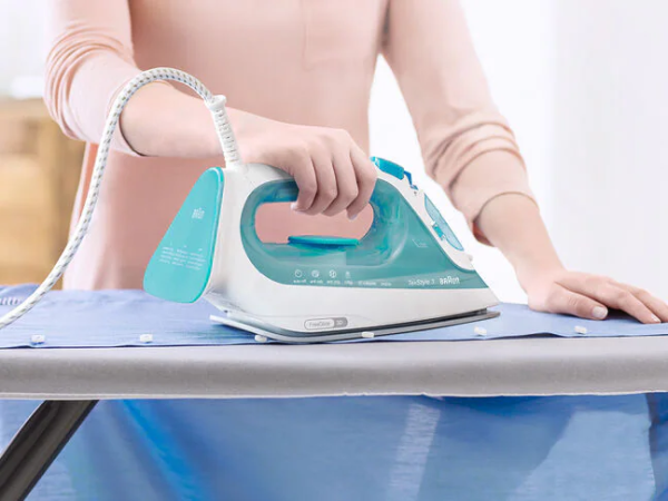 Braun Steam iron Ceramic Soleplate 2350 Watts Online Sale