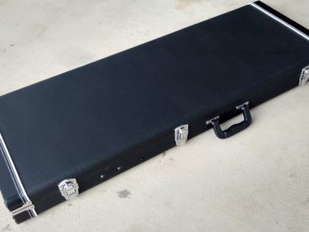 Mosrite style hardcase Discount