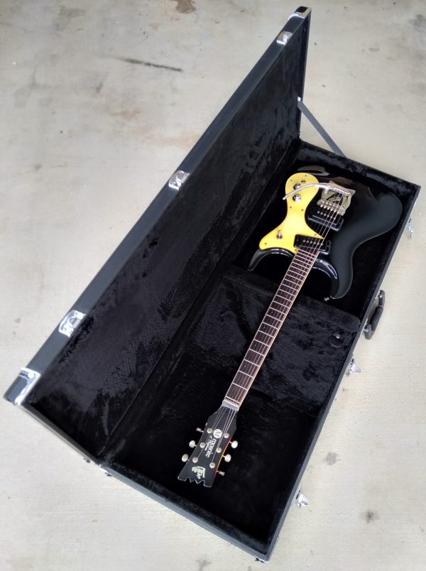 Mosrite style hardcase Discount